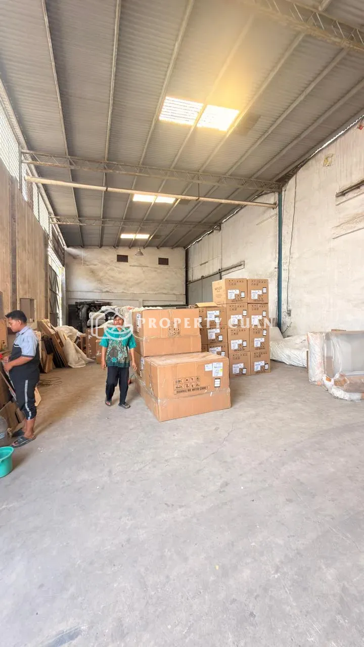 Gudang dijual di Komplek Pergudangan Nusa Indah, Jurumudi - Interior