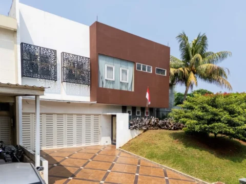 Rumah Dijual di Sutera Buana, Alam Sutera — 5 KT, LT 500 m²