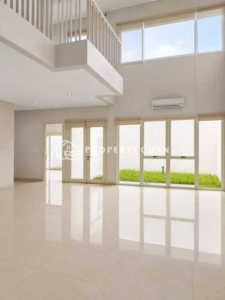 Rumah dijual di Sutera Victoria, Alam Sutera - Ruang Keluarga 2