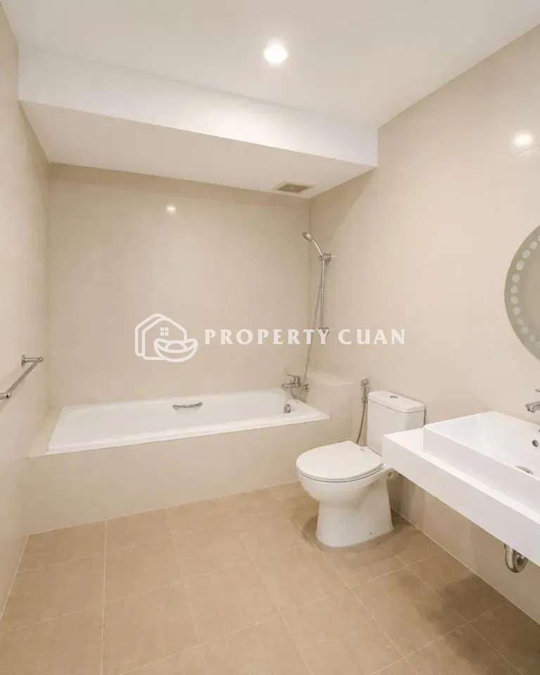 Rumah dijual di Sutera Victoria, Alam Sutera - Kamar Mandi