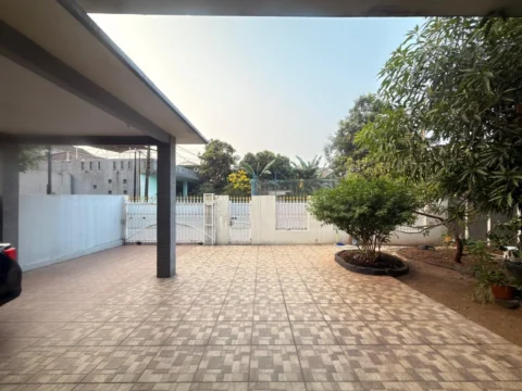 Rumah Dijual di Daan Mogot — 3 KT, LT 2.300 m²