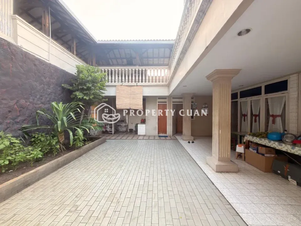 Rumah dijual di Daan Mogot - Taman 2