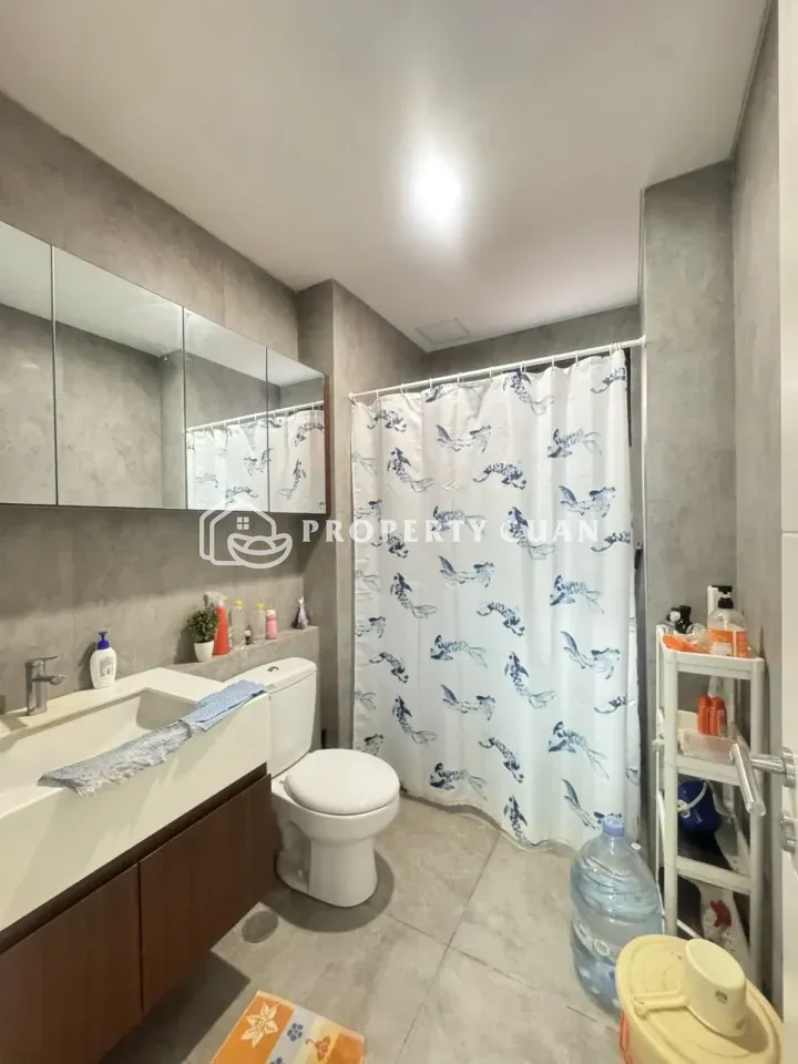 Apartemen dijual di Lloyd, Alam Sutera - Kamar Mandi