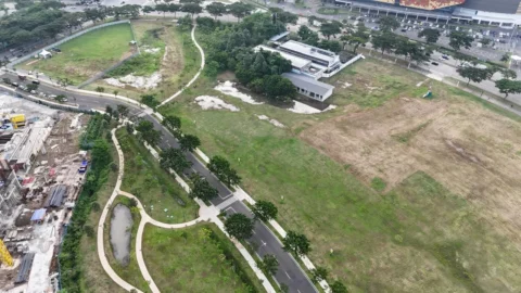 Kavling Komersial disewakan di Escala, Alam Sutera - Lingkungan 2