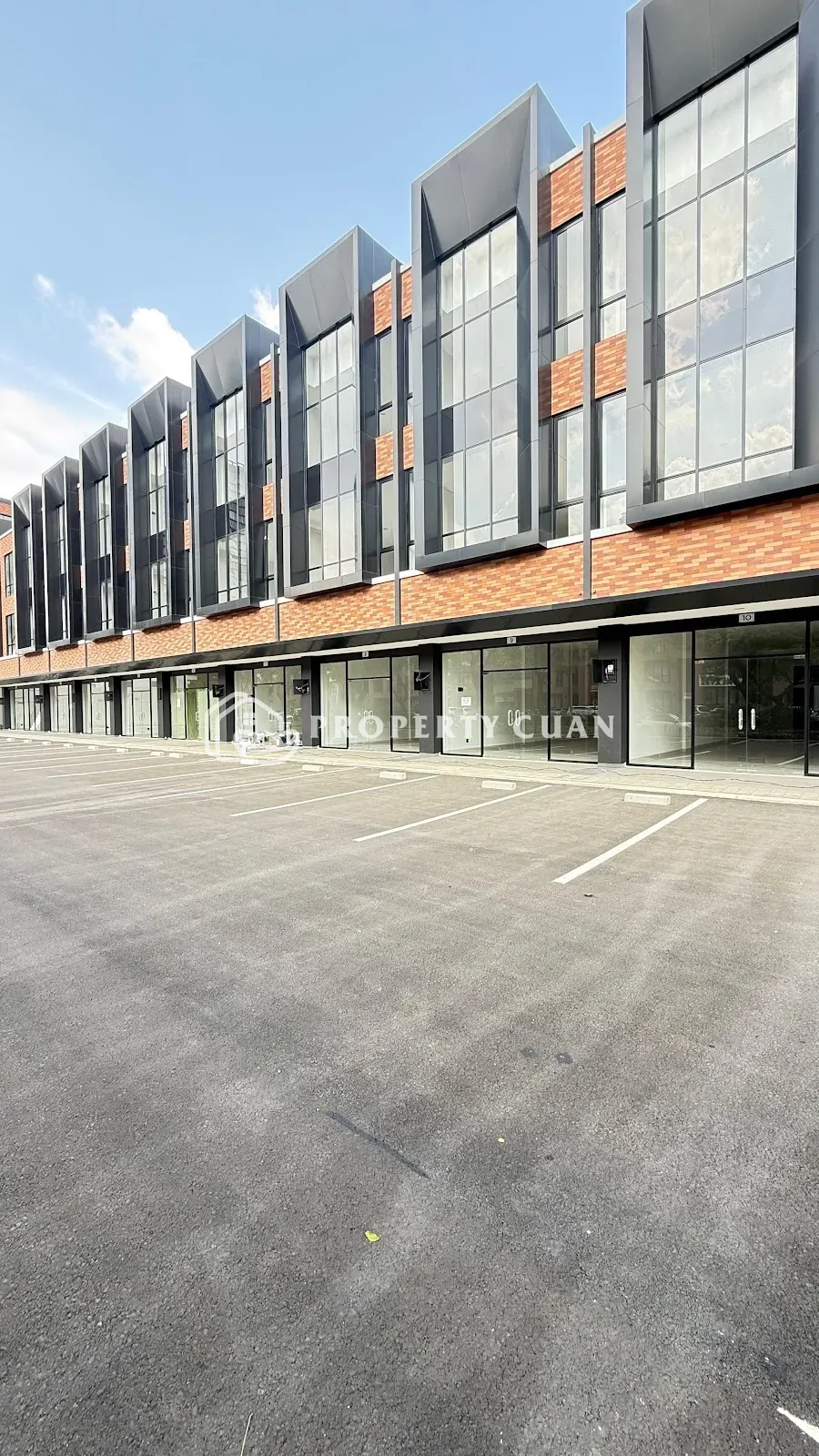 Ruko Disewakan di Ruko Lloyd Promenade, Alam Sutera — LT 80 m², LB 185 m²