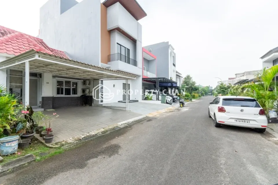 Rumah dijual di Sutera Flamboyan, Alam Sutera - Jalan Depan 2