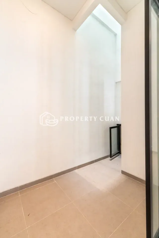 Rumah dijual di Sutera Flamboyan, Alam Sutera - Lainnya