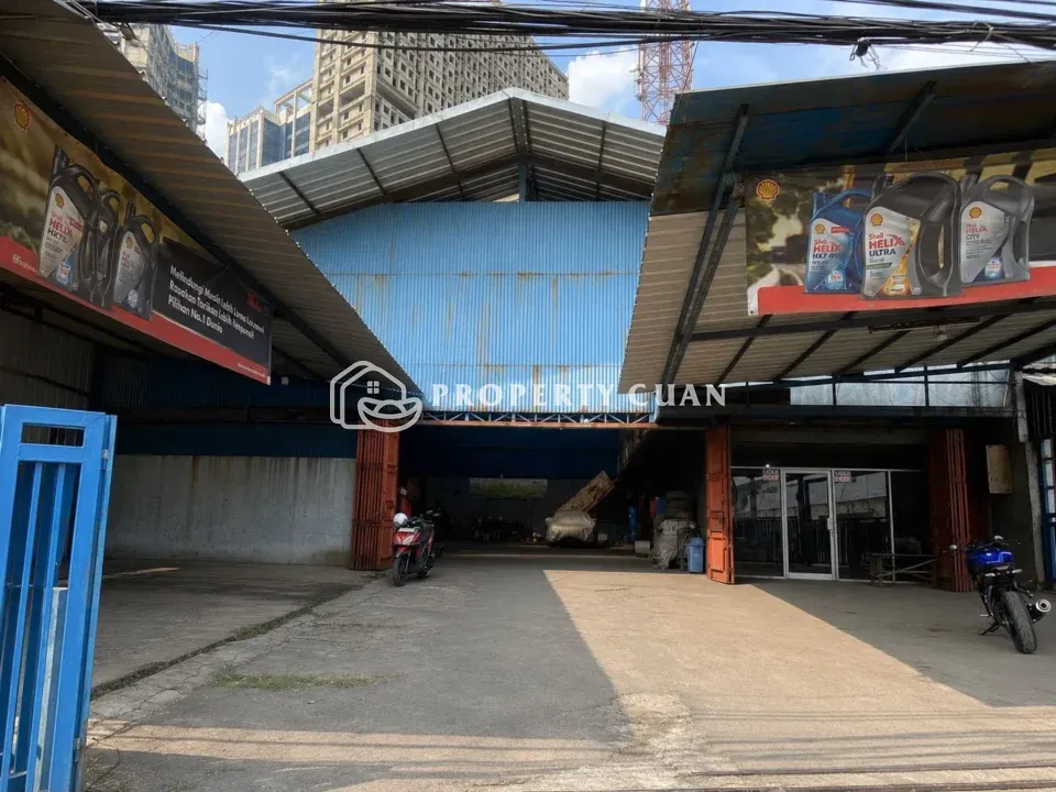 Gudang disewakan di Gudang Di Jl.Raya Serpong, Alam Sutera - Tampak Depan