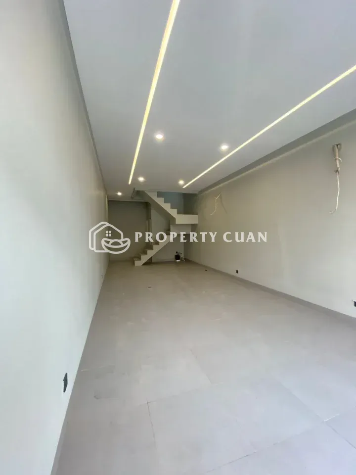 Ruko dijual di Jl. Pluit Karang Manis, Muara Karang - Ruang Tamu 3