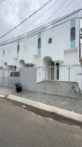 Rumah Dijual di Perumahan Kejaksaan, Joglo — 4 KT, LT 138 m²