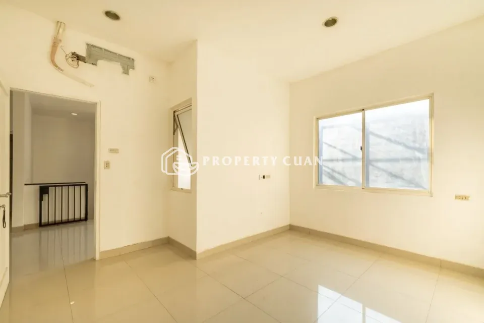 Rumah dijual di Cluster Atlantic City, Cengkareng - Kamar Tidur