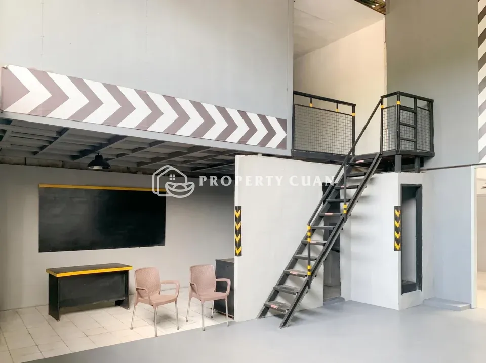Gudang dijual di Jl. Raya Kali Baru Timur, Cengkareng - Interior