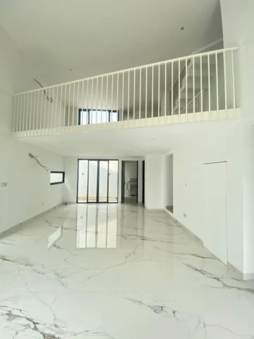 Rumah dijual di Citra Garden 2, Citra Jakarta Barat - Ruang Keluarga