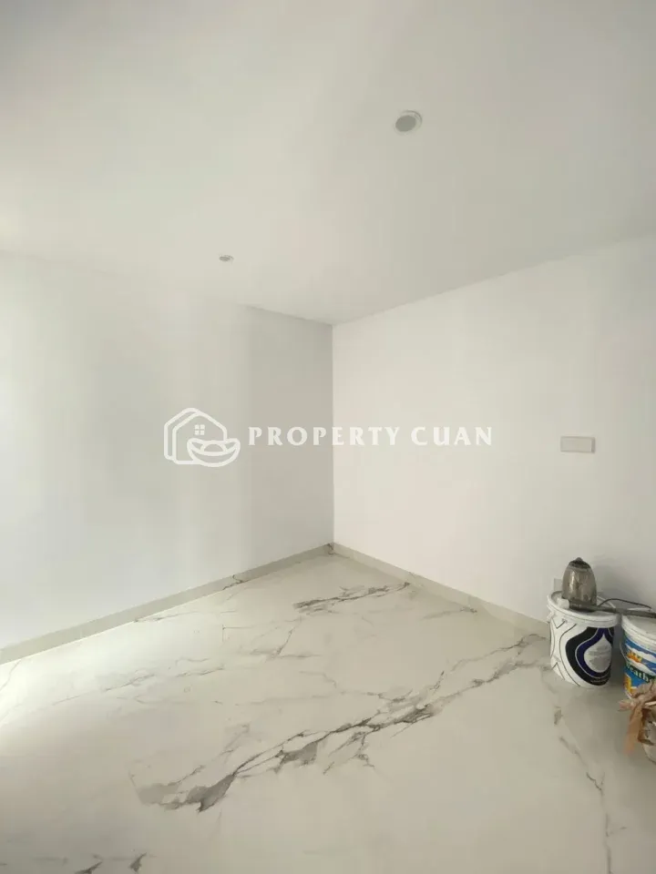 Rumah dijual di Citra Garden 2, Citra Jakarta Barat - Kamar Tidur