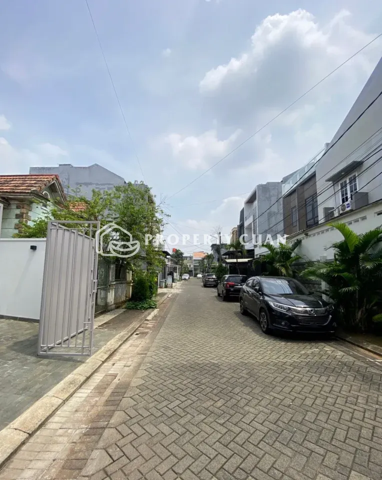 Rumah dijual di Citra Garden 2, Citra Jakarta Barat - Lingkungan
