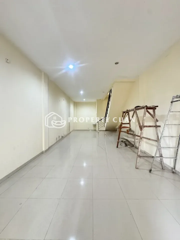 Ruko dijual di Golden Boulevard, BSD - Interior 4