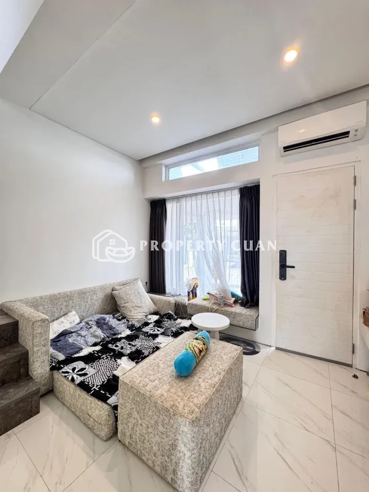 Rumah dijual di Inspirahaus, BSD - Ruang Keluarga