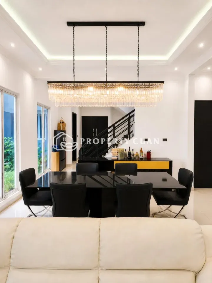 Rumah dijual di San Lorenzo, Gading Serpong - Ruang Makan 2