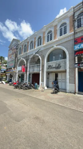 Ruko Dijual di Ruko Sparks, Gading Serpong — LT 85 m², LB 300 m²