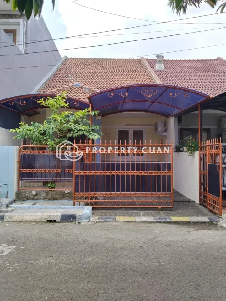 Rumah dijual di Metro Permata, Karang Tengah - Tampak Depan