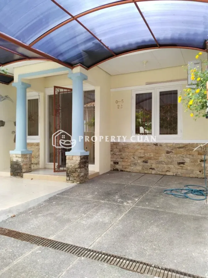 Rumah dijual di Metro Permata, Karang Tengah - Carport