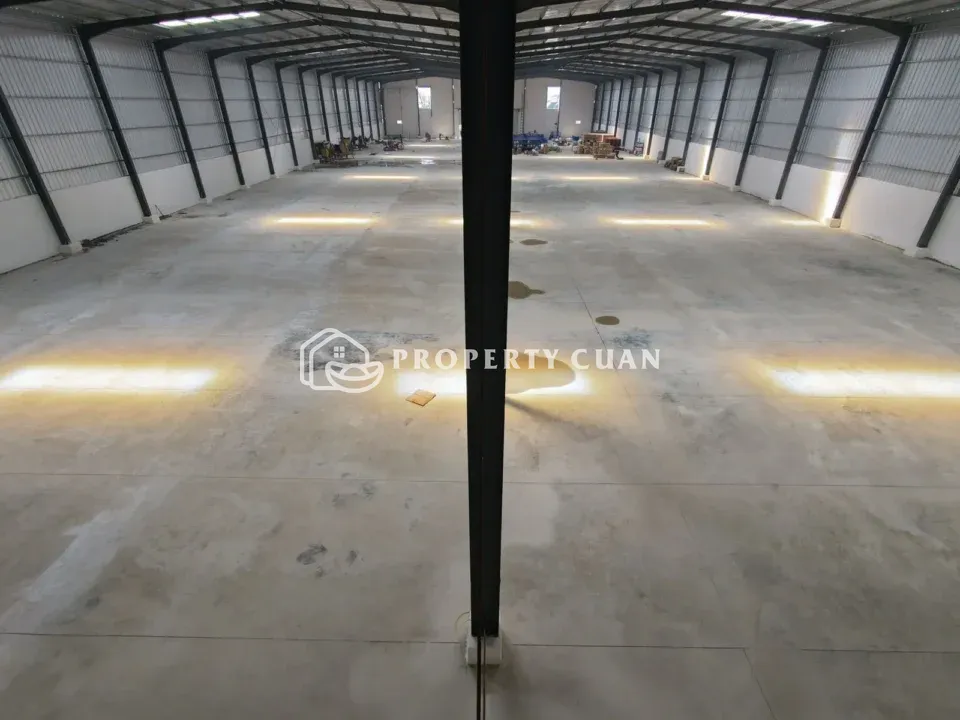 Gudang disewakan di Jl. Maloko, Babakan - Interior 5