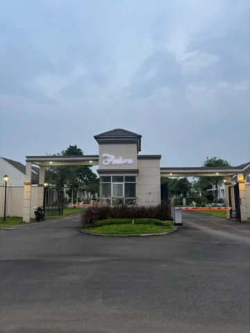 Kavling Residensial dijual di Fedora, Suvarna Sutera - Tampak Depan