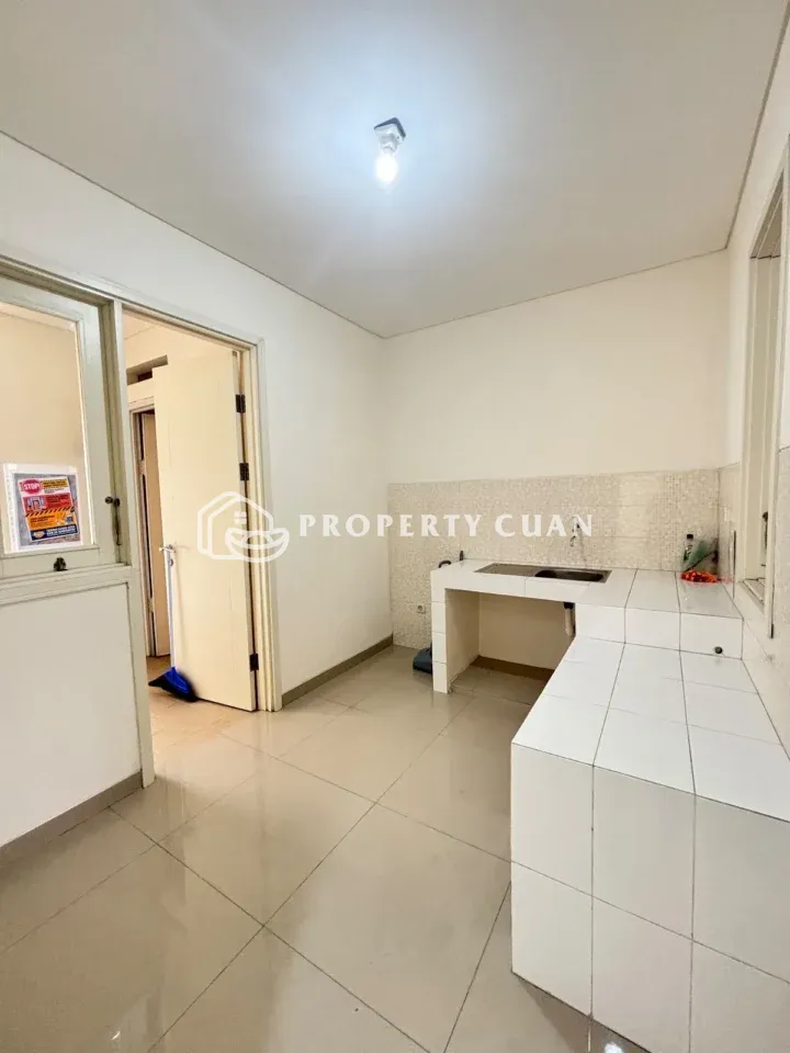 Rumah dijual di Elysia, Suvarna Sutera - Dapur