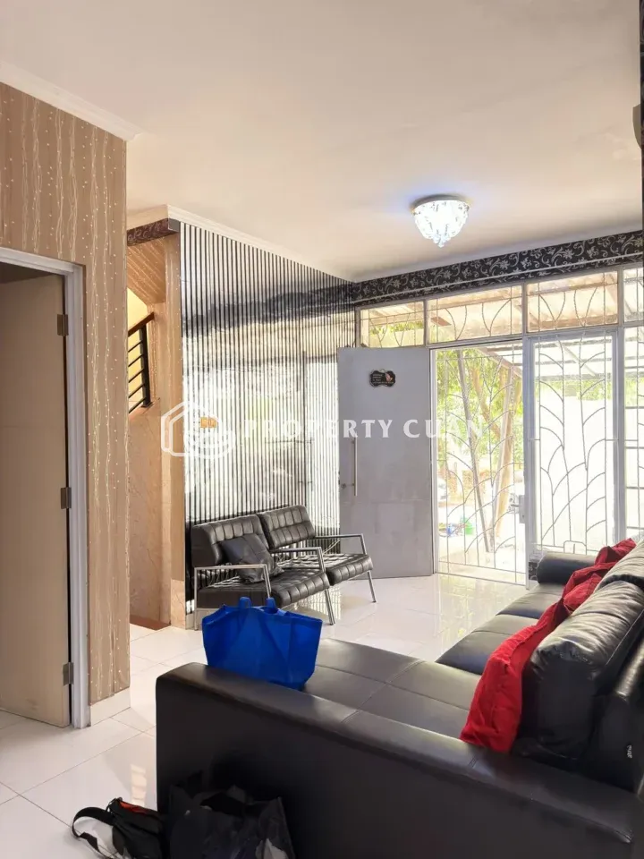 Rumah dijual di Acacia, BSD - Ruang Tamu