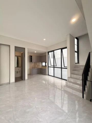 Rumah dijual di Aether, BSD - Ruang Keluarga