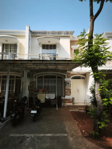 Rumah Dijual di Eropah, Green Lake — 3 KT, LT 90 m²