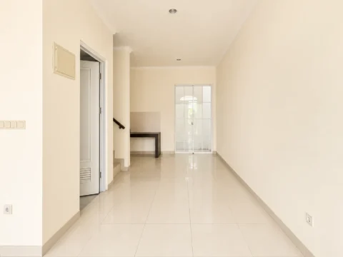 Rumah dijual di Eropah, Green Lake - Ruang Keluarga