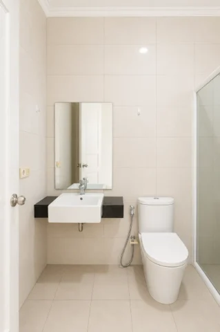 Rumah dijual di Eropah, Green Lake - Kamar Mandi