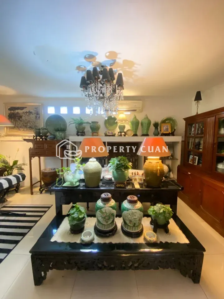 Rumah dijual di Bintaro Jaya, Ciputat - Ruang Keluarga