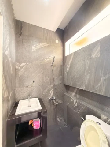 Rumah dijual di Agate, Legok - Kamar Mandi
