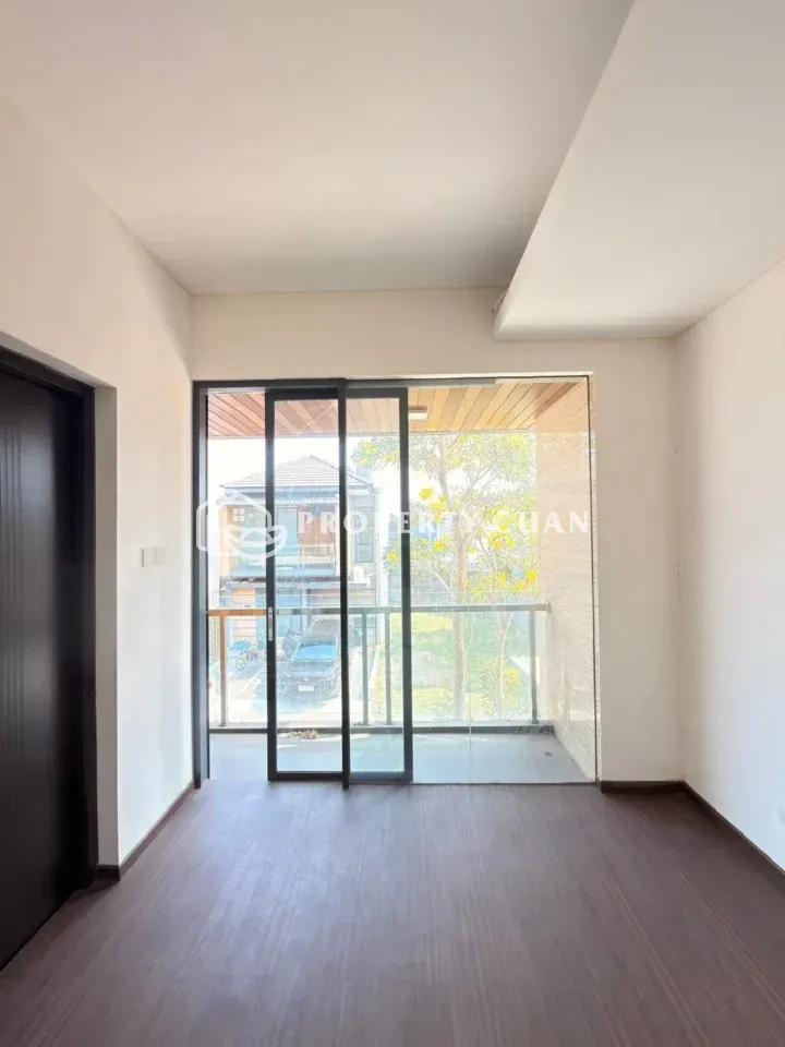Rumah dijual di Agate, Legok - Balkon
