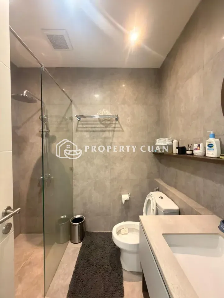 Apartemen dijual di Lloyd, Alam Sutera - Kamar Mandi