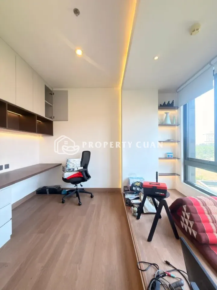 Apartemen dijual di Lloyd, Alam Sutera - Ruang Kerja