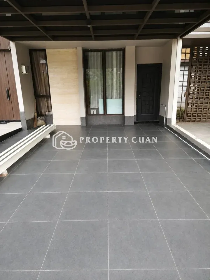 Rumah dijual di Aeris, Citra Garden Serpong - Carport