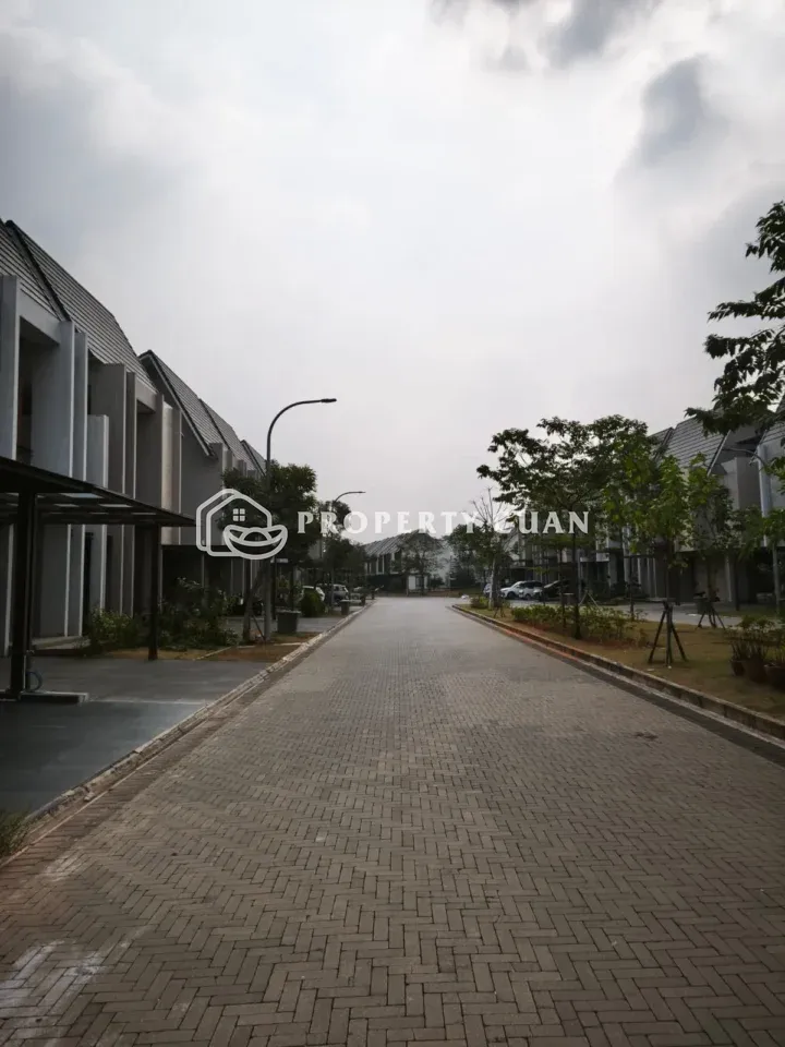Rumah dijual di Aeris, Citra Garden Serpong - Jalan Depan