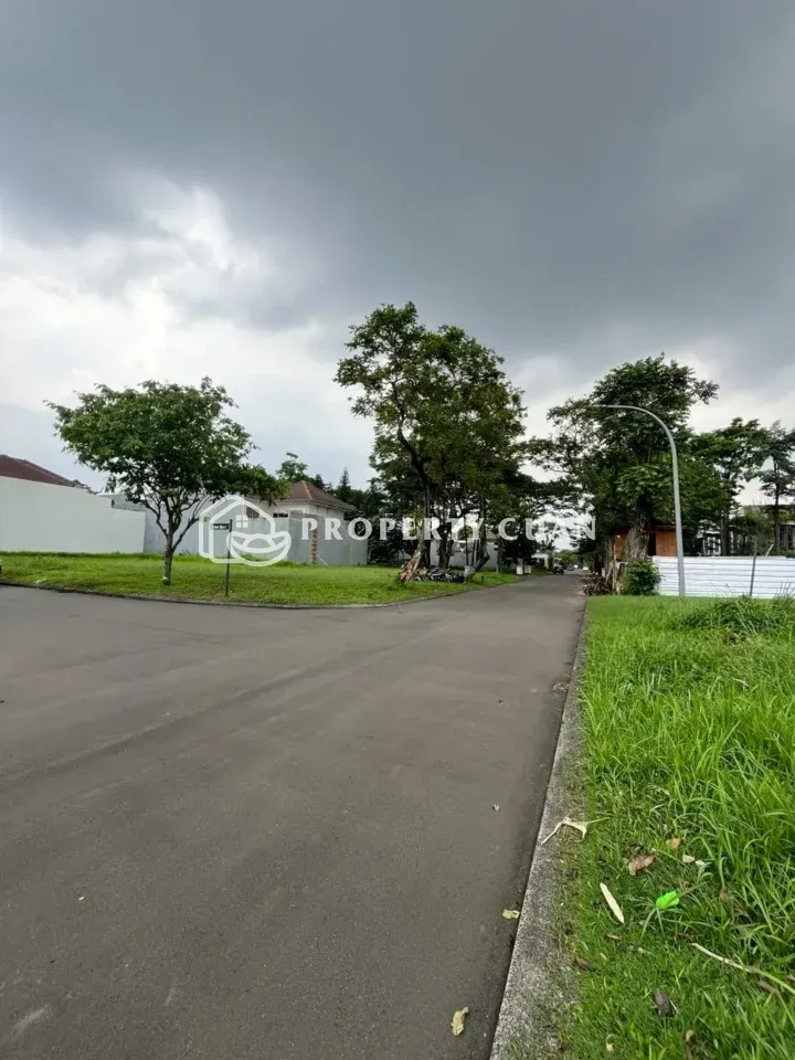 Kavling Residensial dijual di Sutera Olivia, Alam Sutera - Jalan Depan