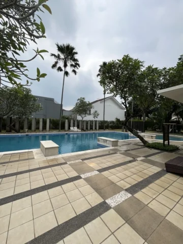 Kavling Residensial dijual di Sutera Olivia, Alam Sutera - Kolam Renang
