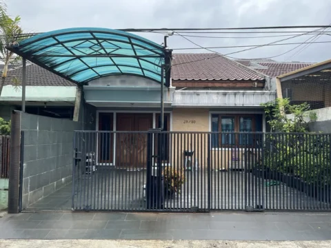 Rumah Dijual di Taman Alfa Indah, Joglo — 3 KT, LT 126 m²