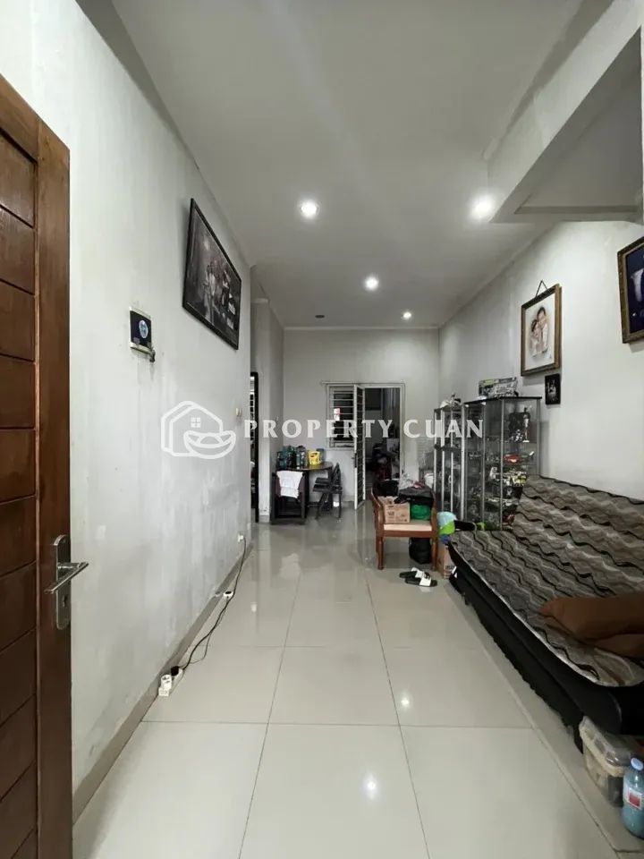 Rumah dijual di Puri Gardena, Puri - Ruang Keluarga