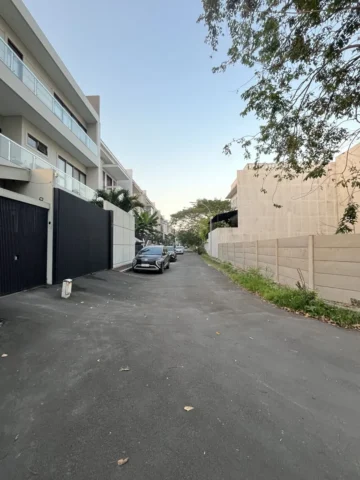 Kavling Residensial dijual di Green Garden Residence, Kedoya - Jalan Depan