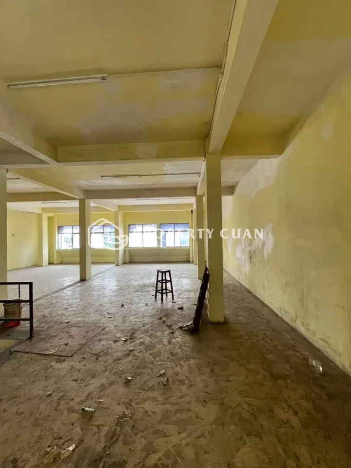 Ruko dijual di Jl. Daan Mogot Raya, Kalideres - Interior 2