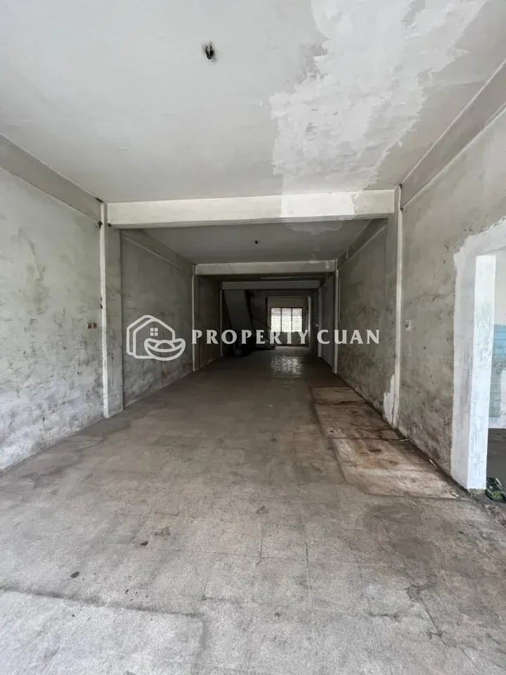 Ruko dijual di Jl. Daan Mogot Raya, Kalideres - Interior 3