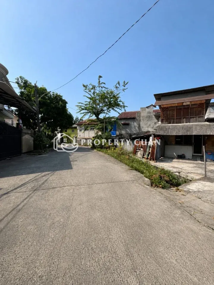 Kavling Residensial dijual di Greenville, Kebon Jeruk - Jalan Depan 2
