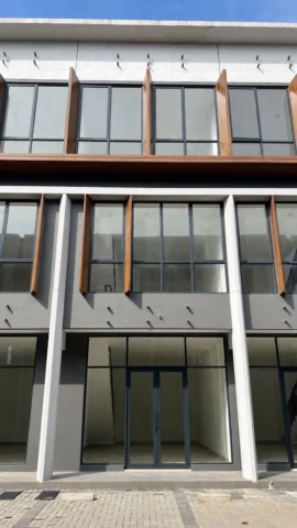 Ruko Disewakan di West Village Business Park, BSD — LT 40,5 m²