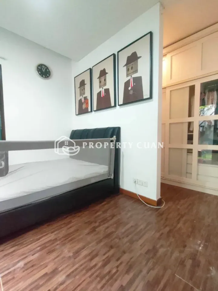 Rumah dijual di Mayfield, BSD - Kamar Tidur 2